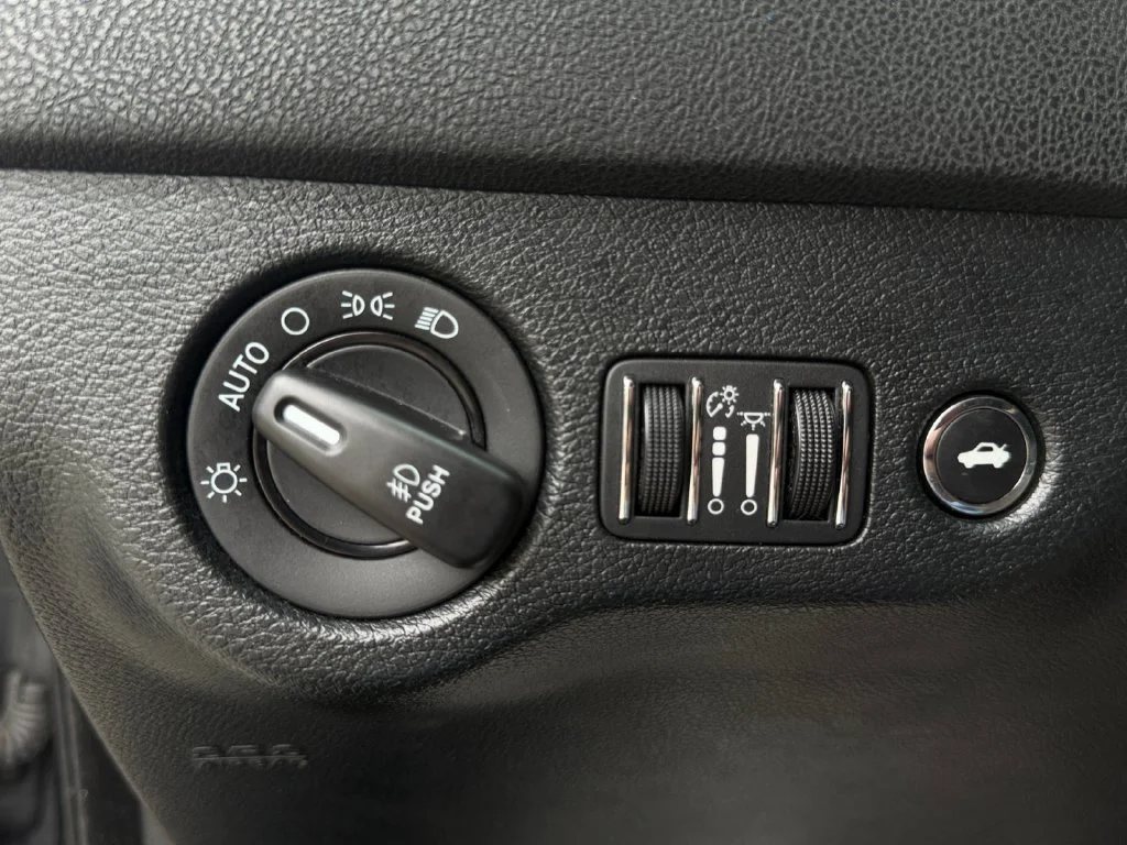 Used 2018 Black Dodge R/T image 25