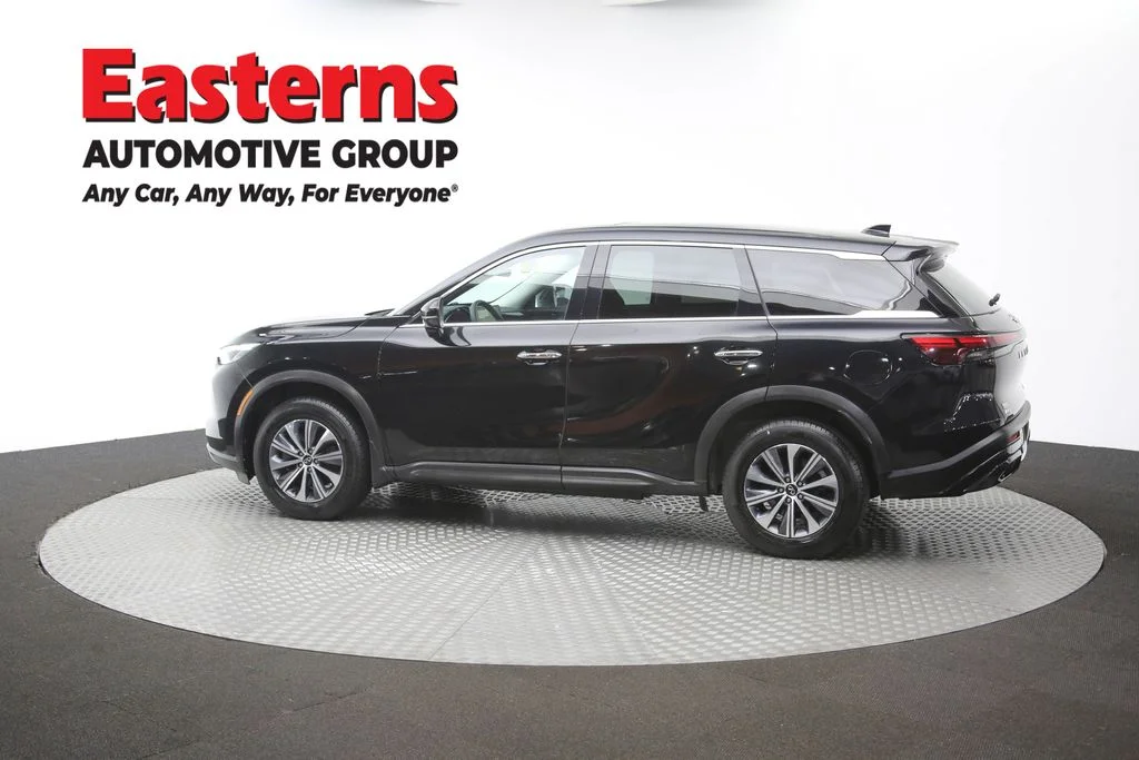 Used 2023 Black INFINITI PURE image 64