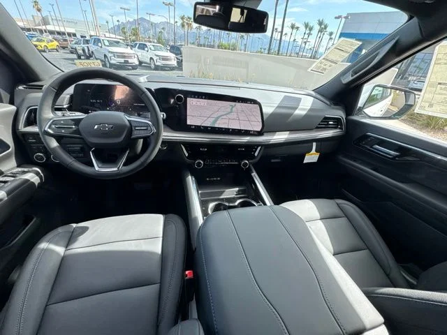 New 2026 White Chevrolet Z71 image 24