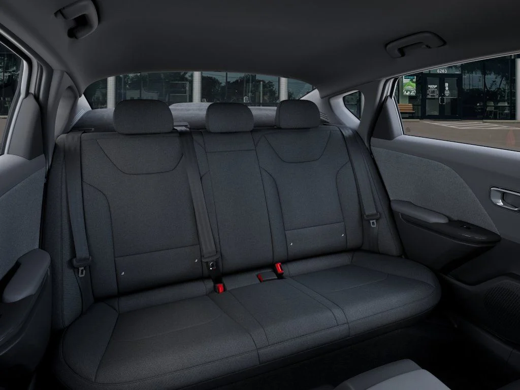 Used 2026 White Kia LXS image 17