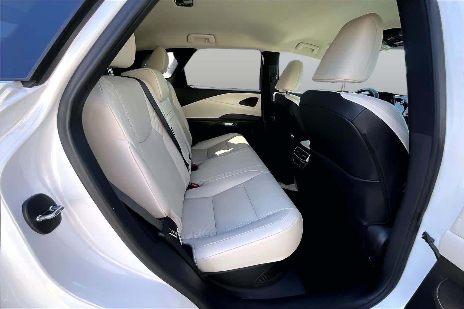 Certified Used 2023 EMINENT WHITE PEARL Lexus  image 20