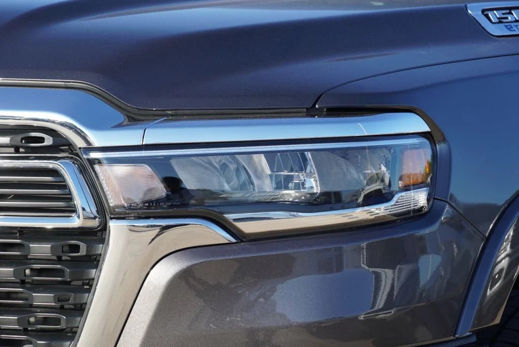 New 2026 Granite Crystal Metallic Clearcoat RAM Big Horn/Lone Star image 4
