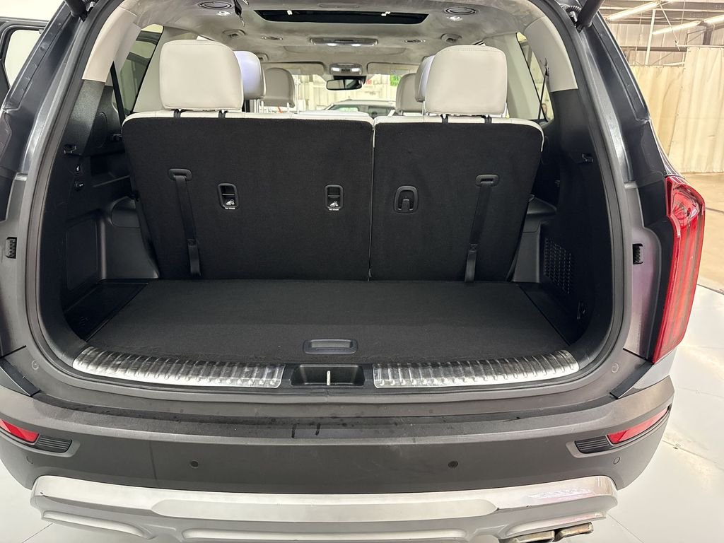 Used 2022 Grey Kia SX image 37
