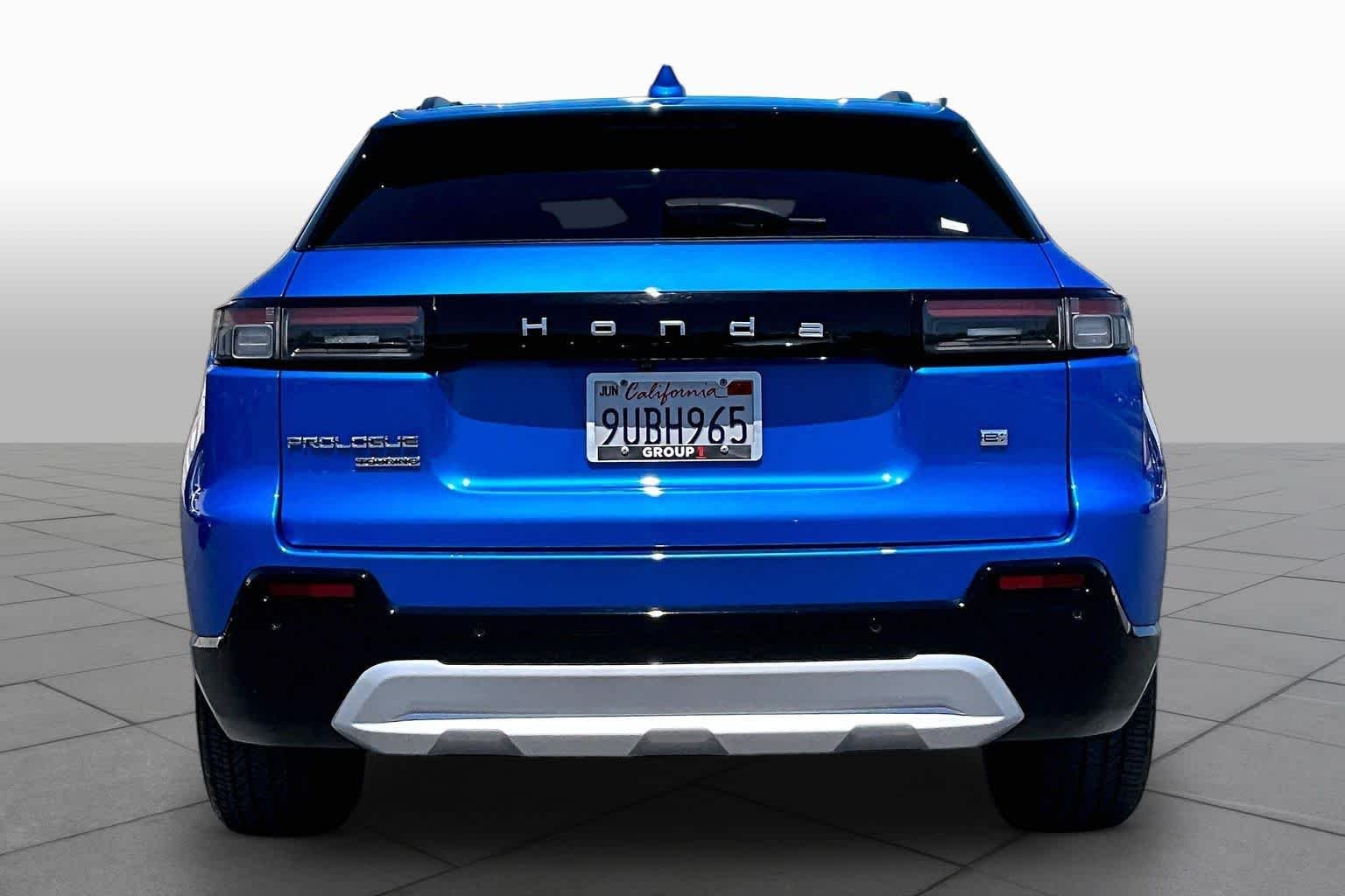 Used 2025 Pacific Blue Metallic Honda Touring image 4