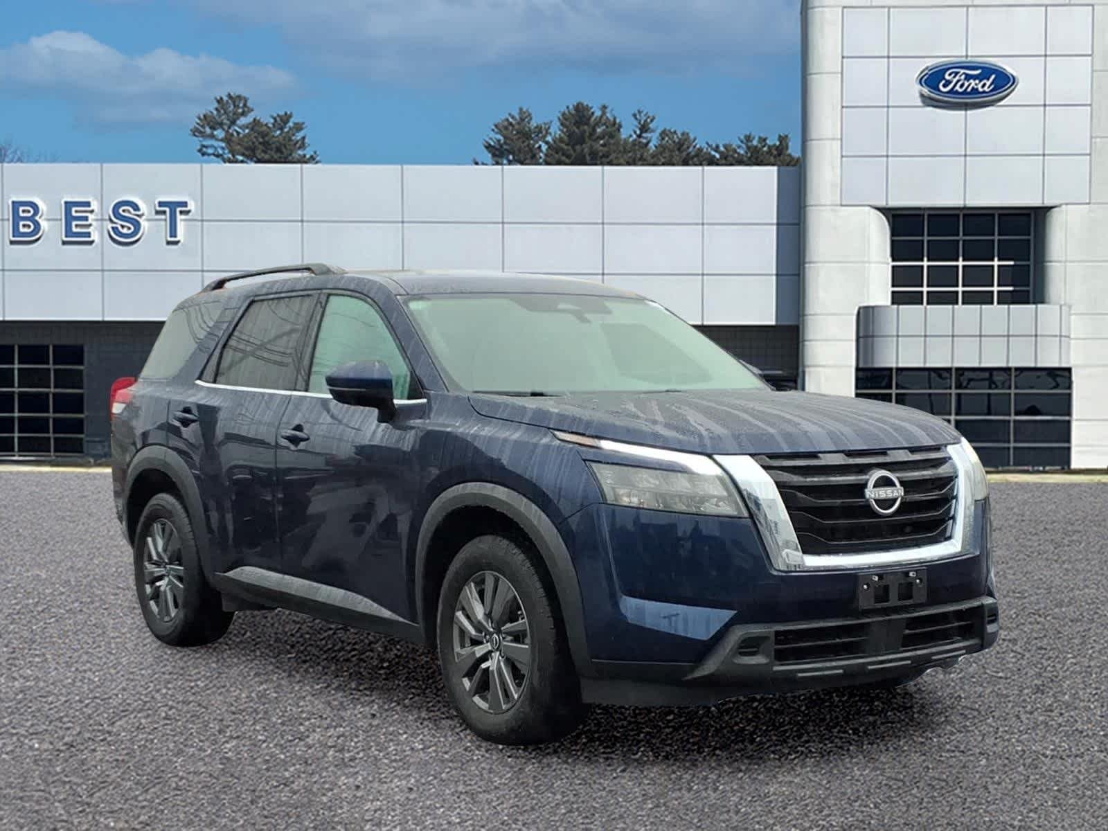 Used 2024 Deep Ocean Blue Pearl Nissan SV image 9