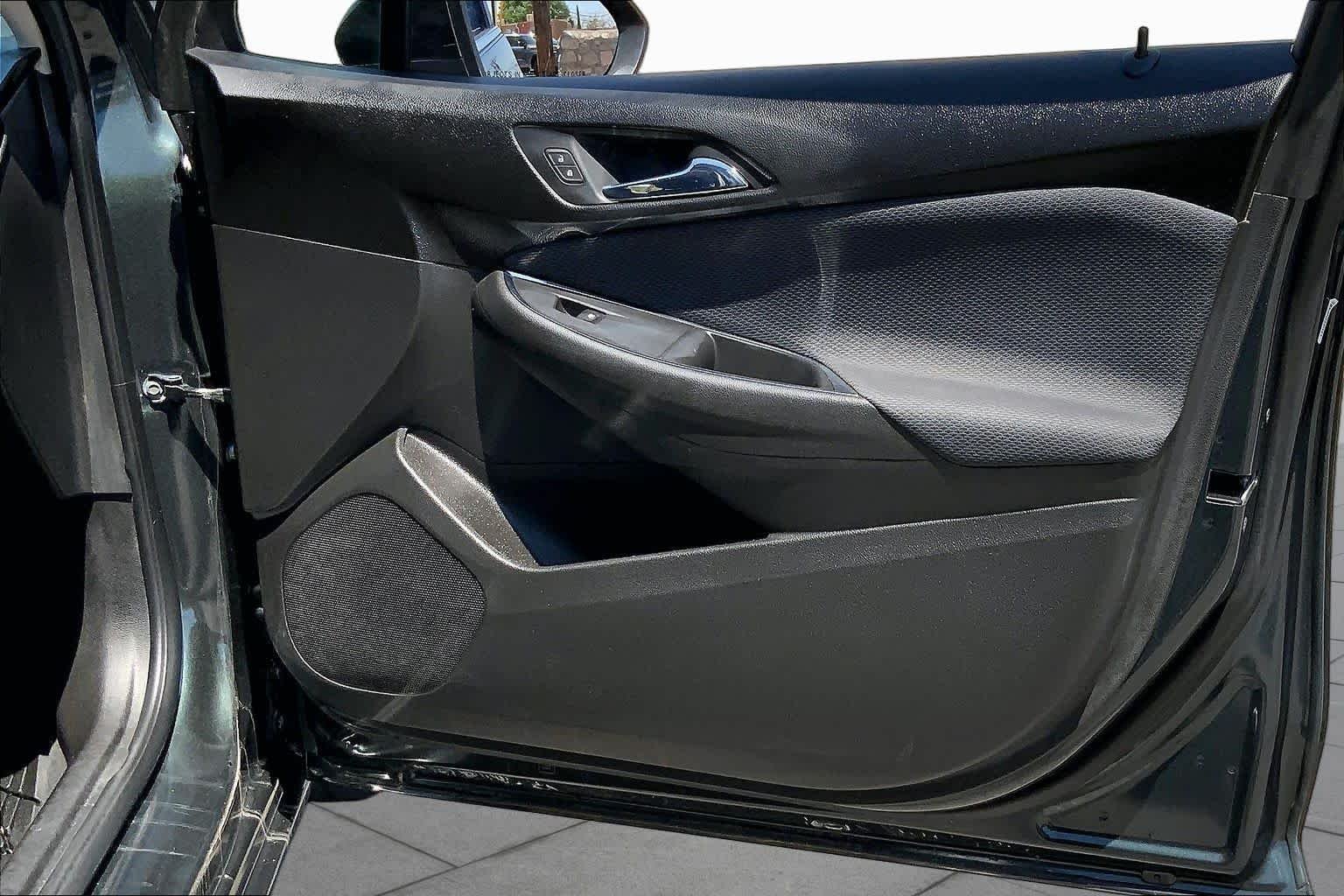Used 2018 Graphite Metallic Chevrolet LT image 23