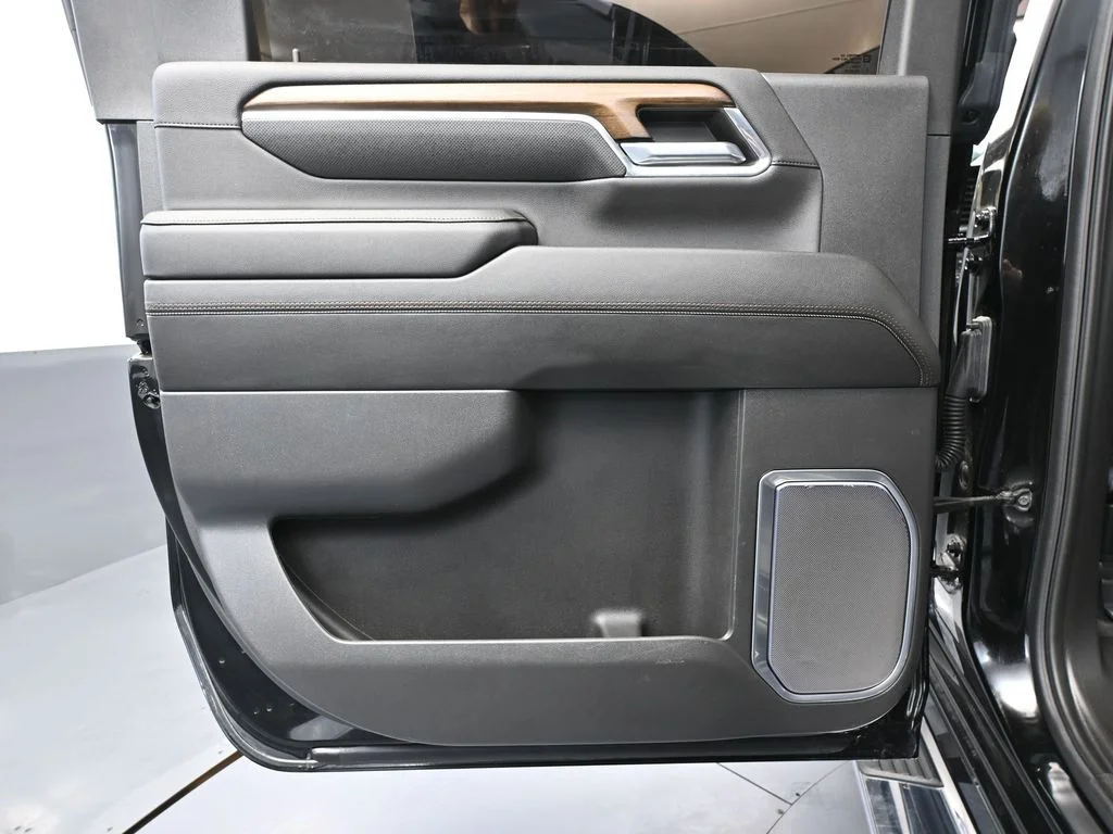 2024 Chevrolet Silverado 3500HD High Country - Photo 44