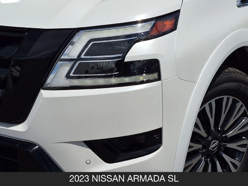 Used 2023 White Nissan SL image 10