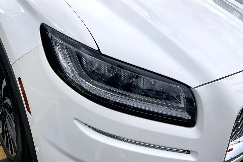 Used 2022 White Lincoln Black Label image 29