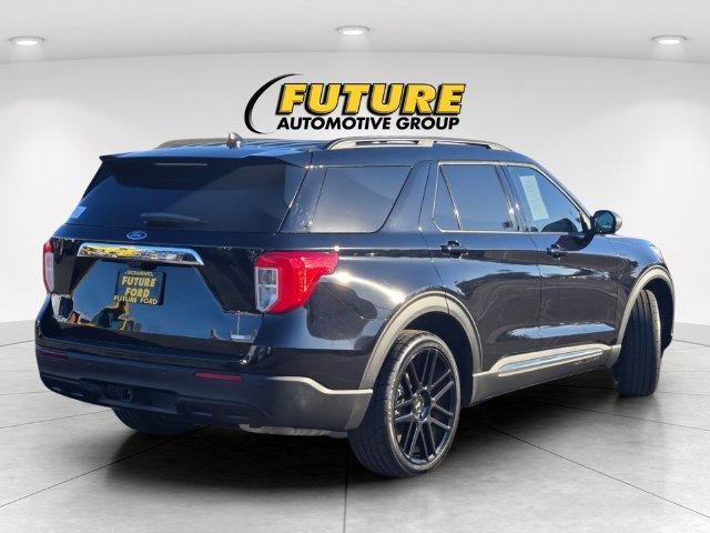 Used 2020 Black Ford XLT image 4