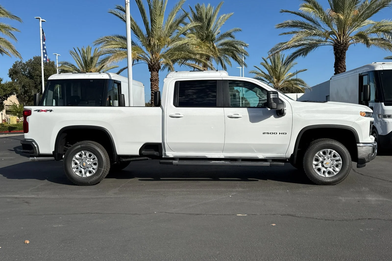 2026 Chevrolet Silverado 2500 HD LT view 2