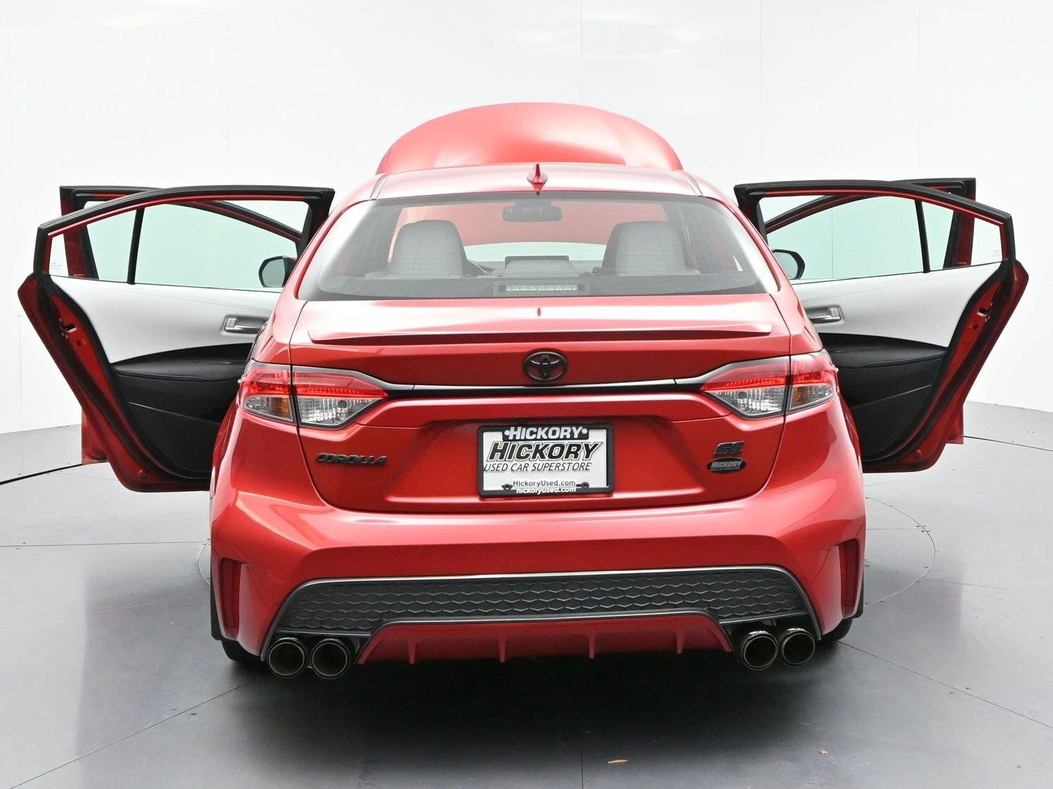 Used 2020 Barcelona Red Metallic Toyota SE image 38