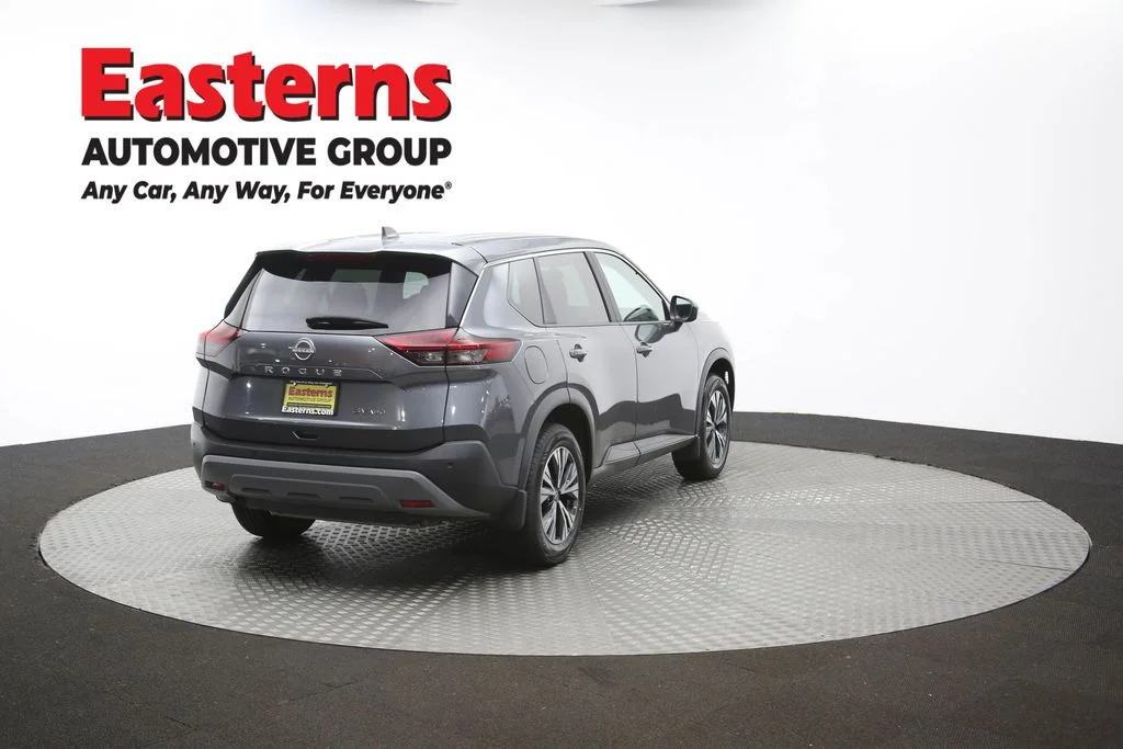 Used 2023 Gray Nissan SV image 35
