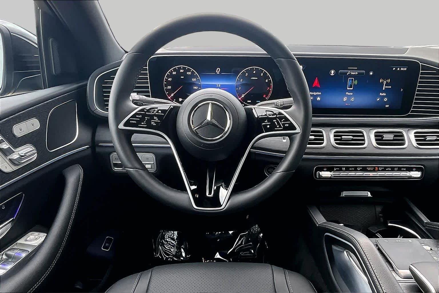 Used 2026 Obsidian Black Metallic Mercedes-Benz GLE 450 image 6