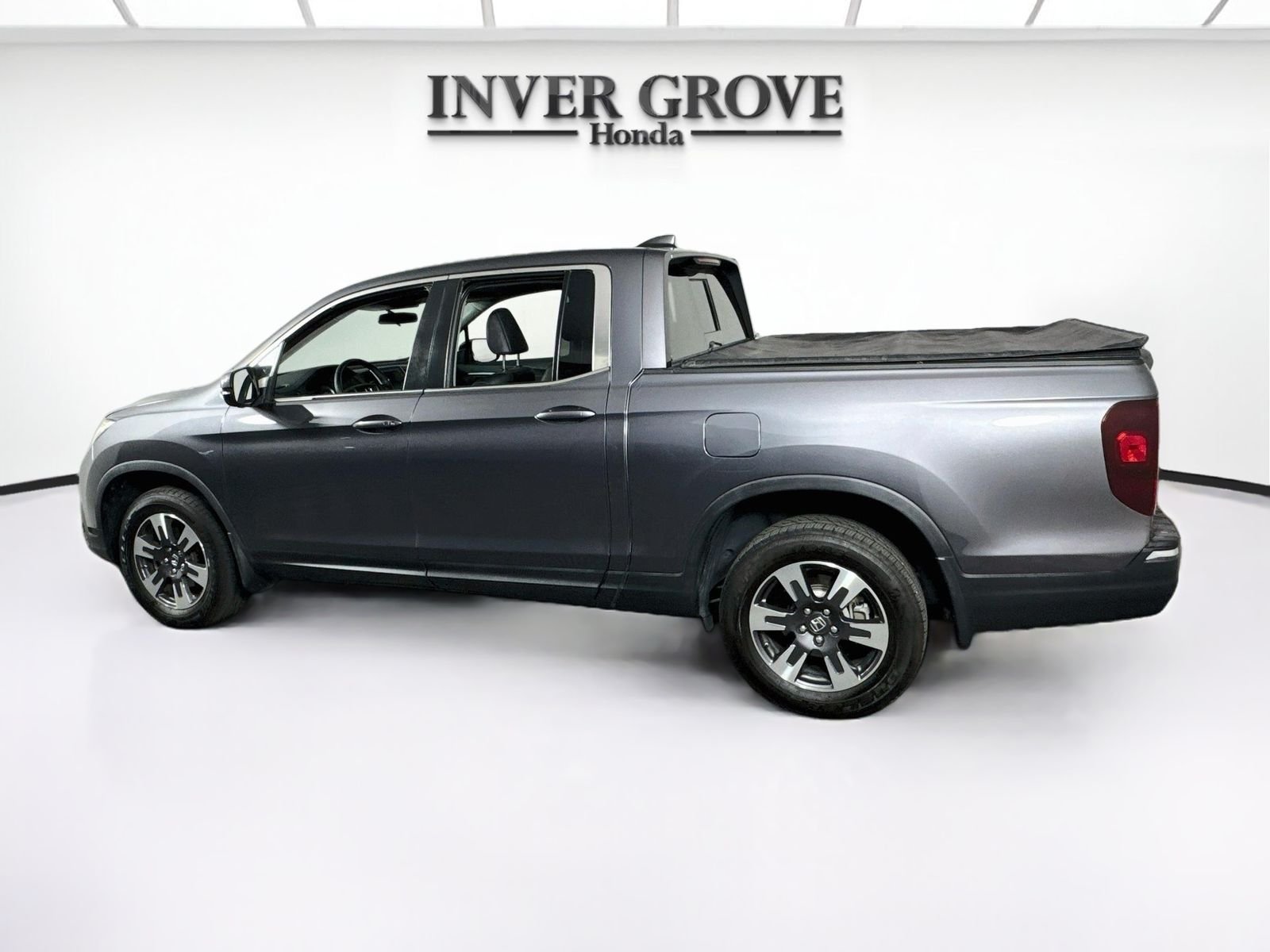 Used 2019 Modern Steel Metallic Honda RTL image 7