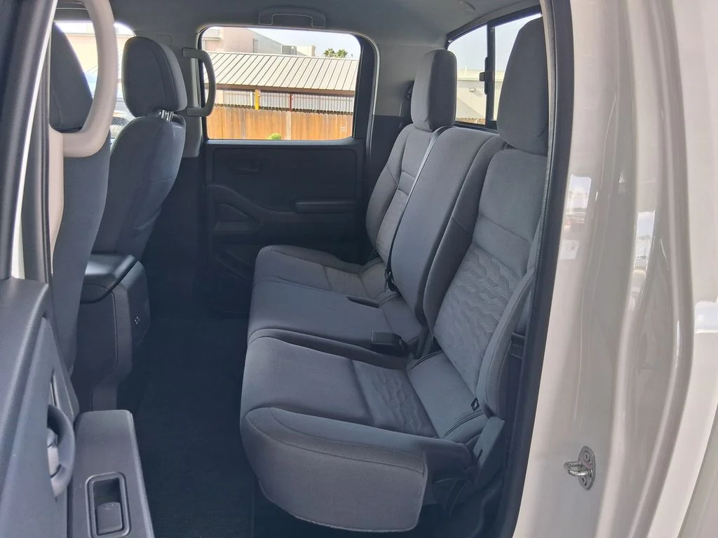 Used 2025 White Nissan S image 21