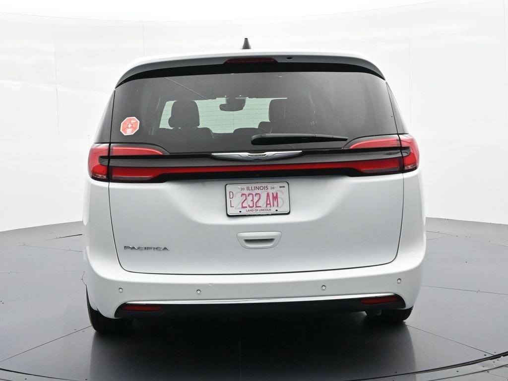 2023 Chrysler Pacifica Touring L - Photo 6