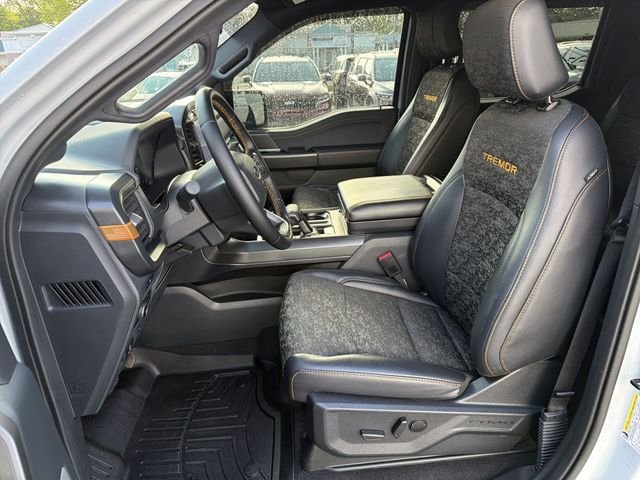 Used 2025 White Ford Tremor image 13