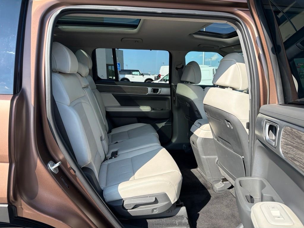 Used 2024 Brass Hyundai Limited image 18