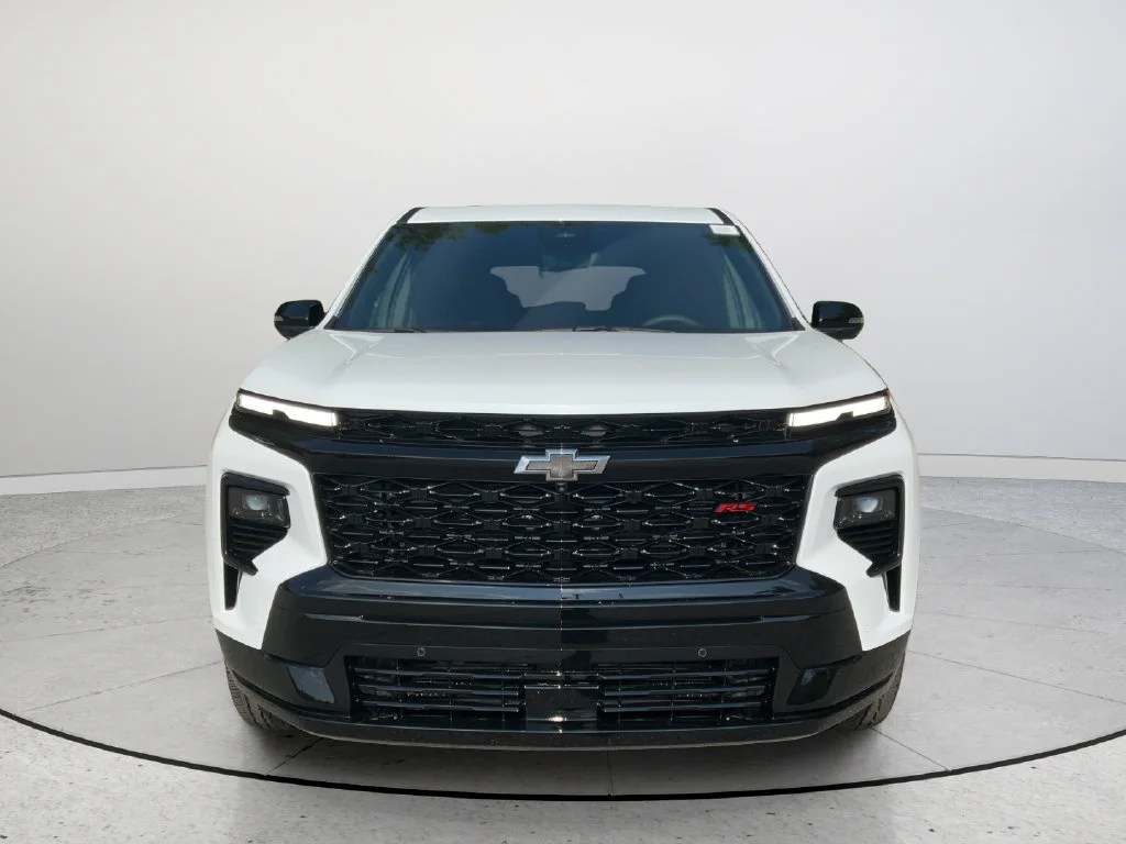 New 2027 Polar White Tricoat Chevrolet RS image 2