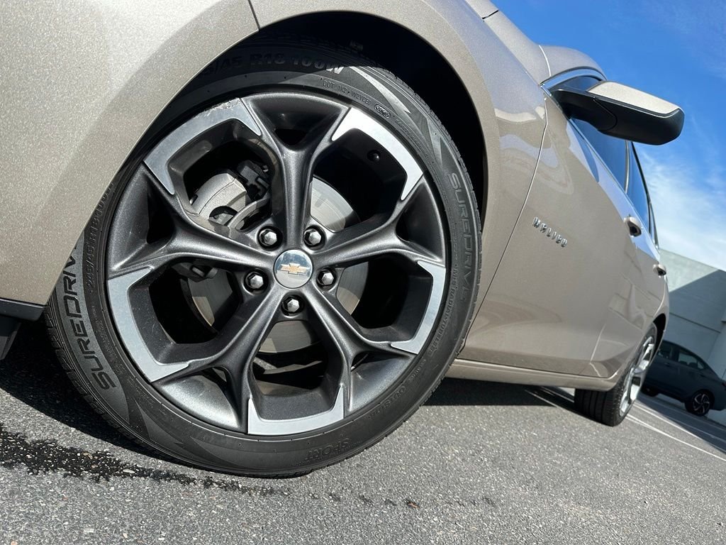 Used 2024 Gray Chevrolet LT image 2