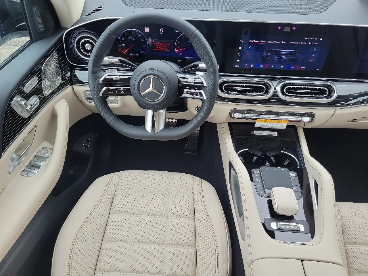 New 2027 MANUFAKTUR Moonlight White Metallic Mercedes-Benz GLS 450 image 14