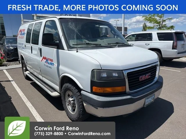 2016 GMC Savana 2500's photo