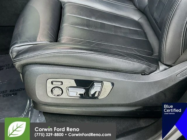 Certified Used 2020 Black Sapphire Metallic BMW M50i image 23