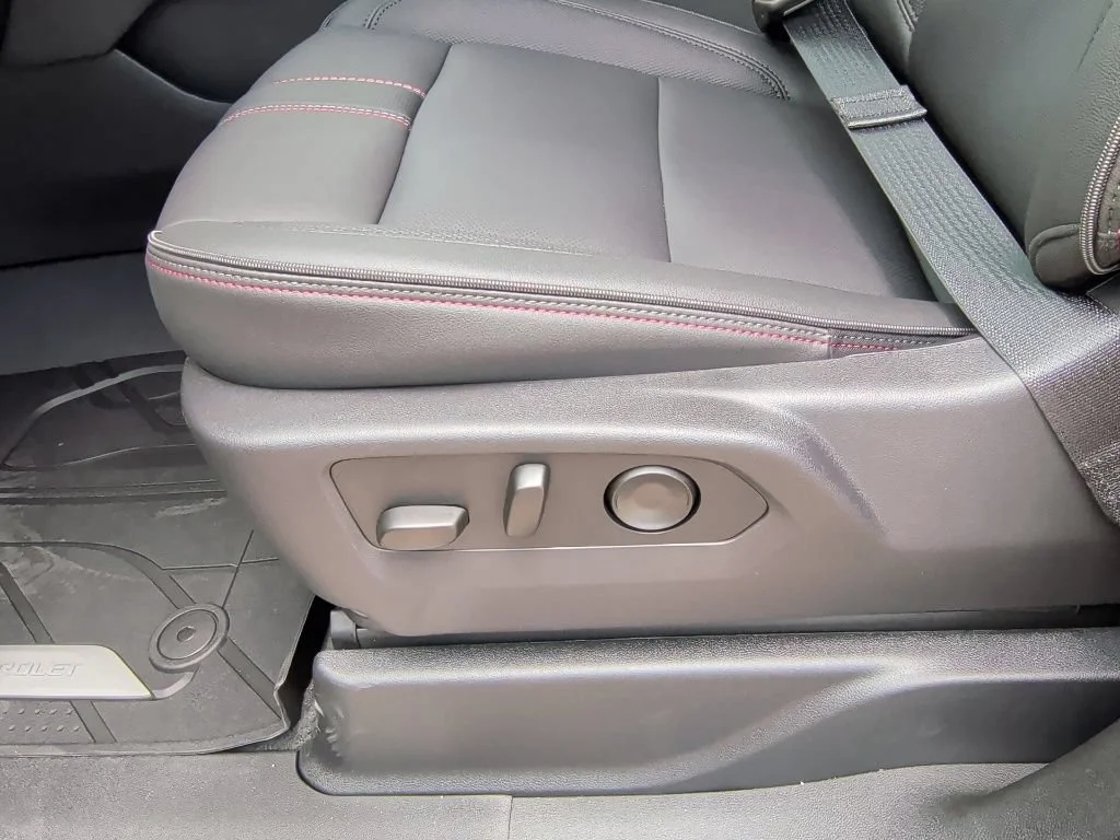 2026 Chevrolet Tahoe RST - Photo 14