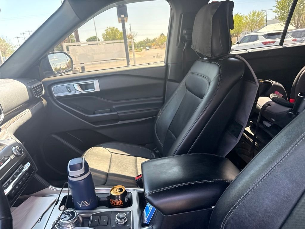 Used 2020 Gray Ford Limited image 17