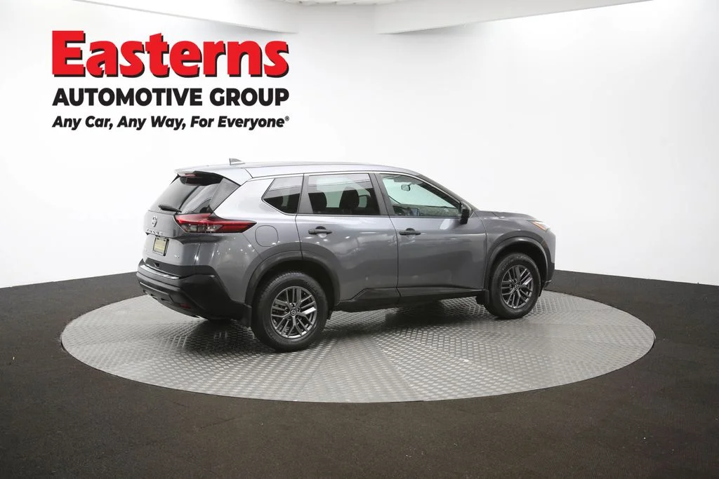 Used 2021 Gray Nissan S image 43
