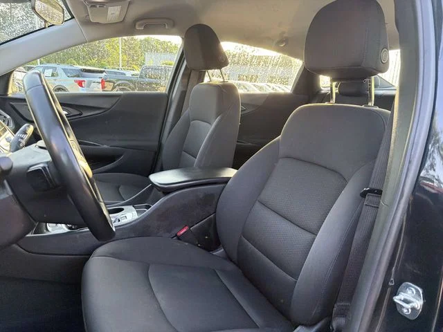 Used 2023 Gray Chevrolet RS image 11