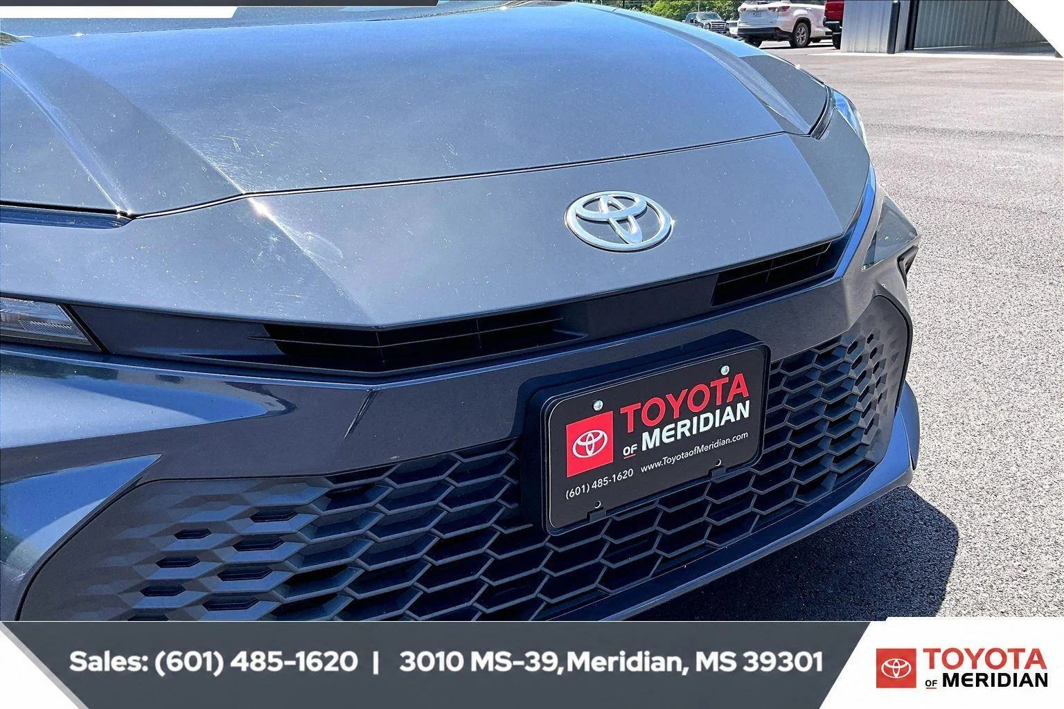 Used 2025 Underground Toyota SE image 21