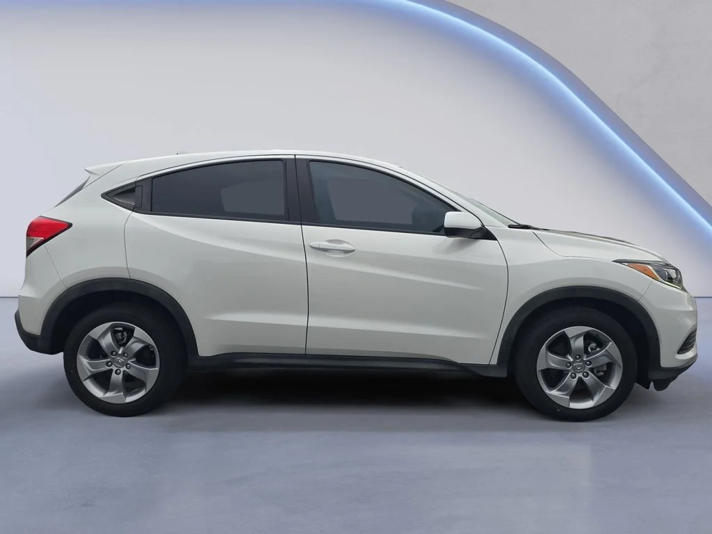 Used 2020 Lunar Silver Metallic Honda LX image 8