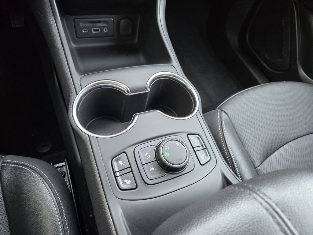 Used 2024 Black GMC SLT image 14