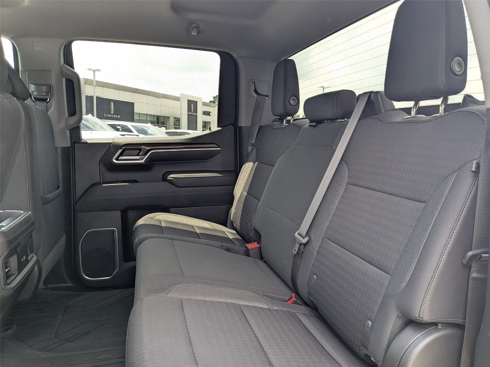 Used 2022 Summit White Chevrolet RST image 26