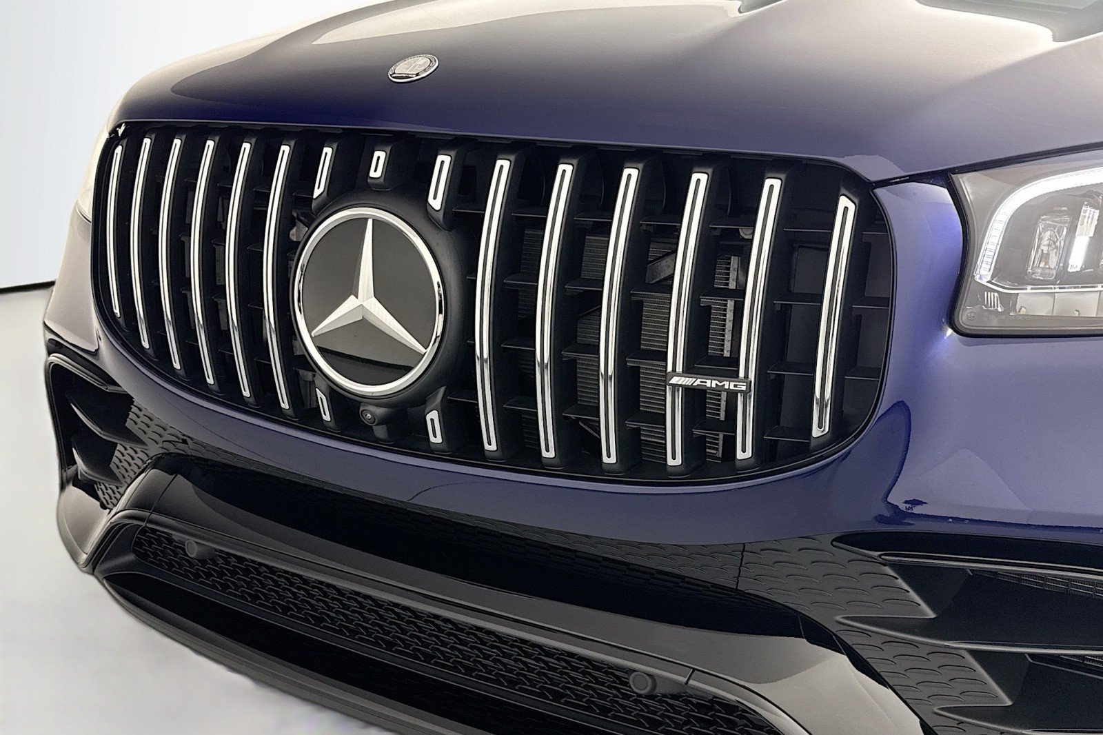 New 2026 MANUFAKTUR Mystic Blue Metallic Mercedes-Benz AMG® GLS 63 4MATIC+ SUV image 13
