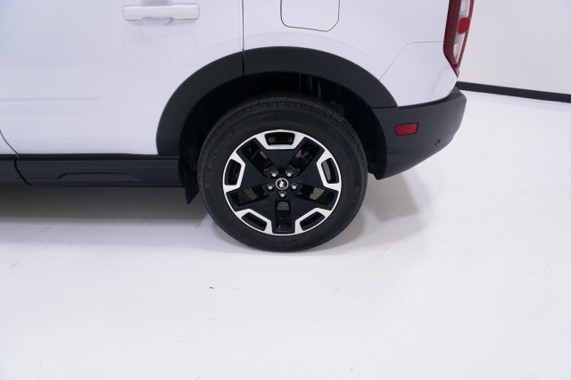 Used 2023  Ford Outer Banks image 11