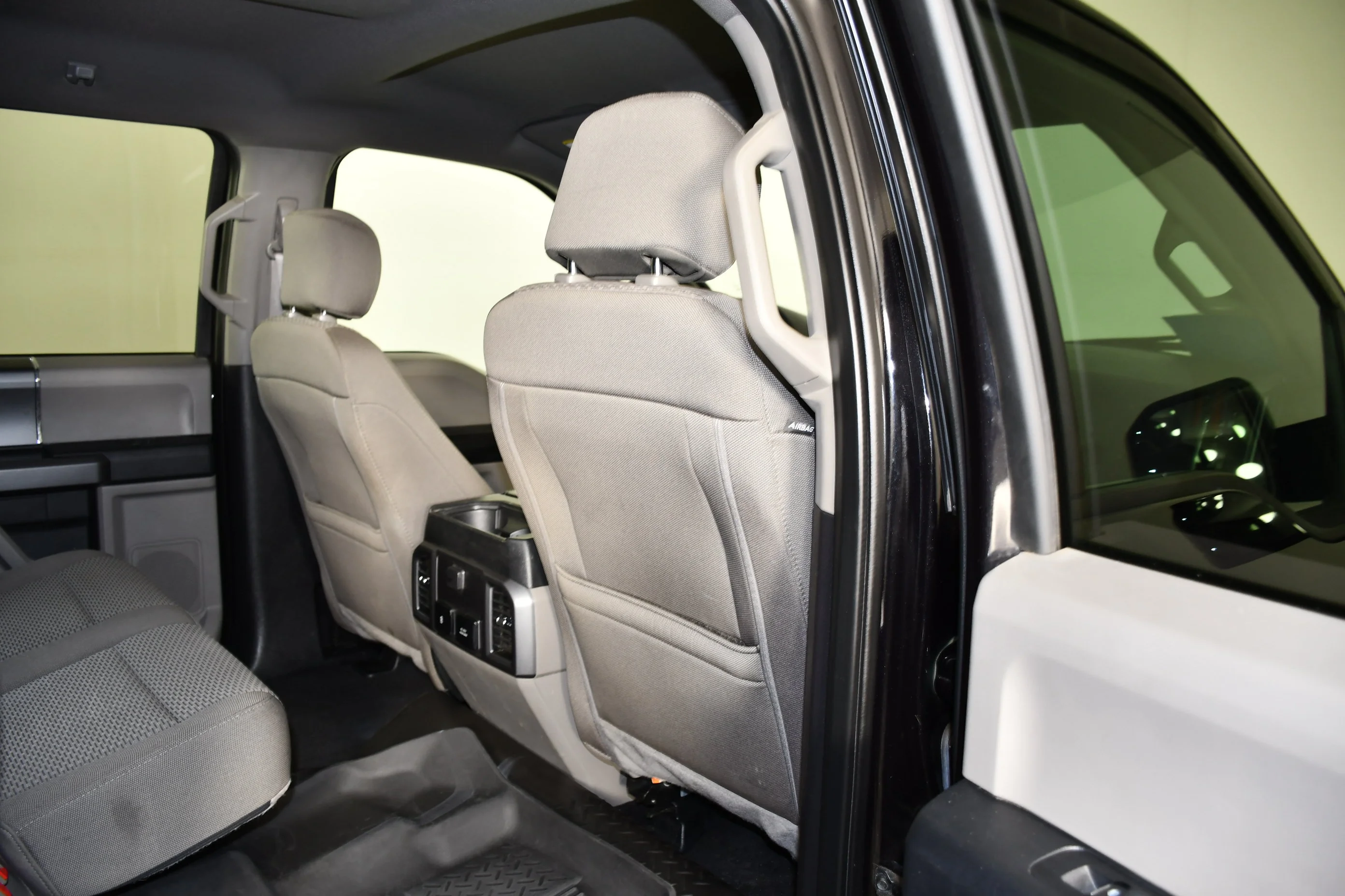 Used 2019 Black Metallic Ford XLT image 49