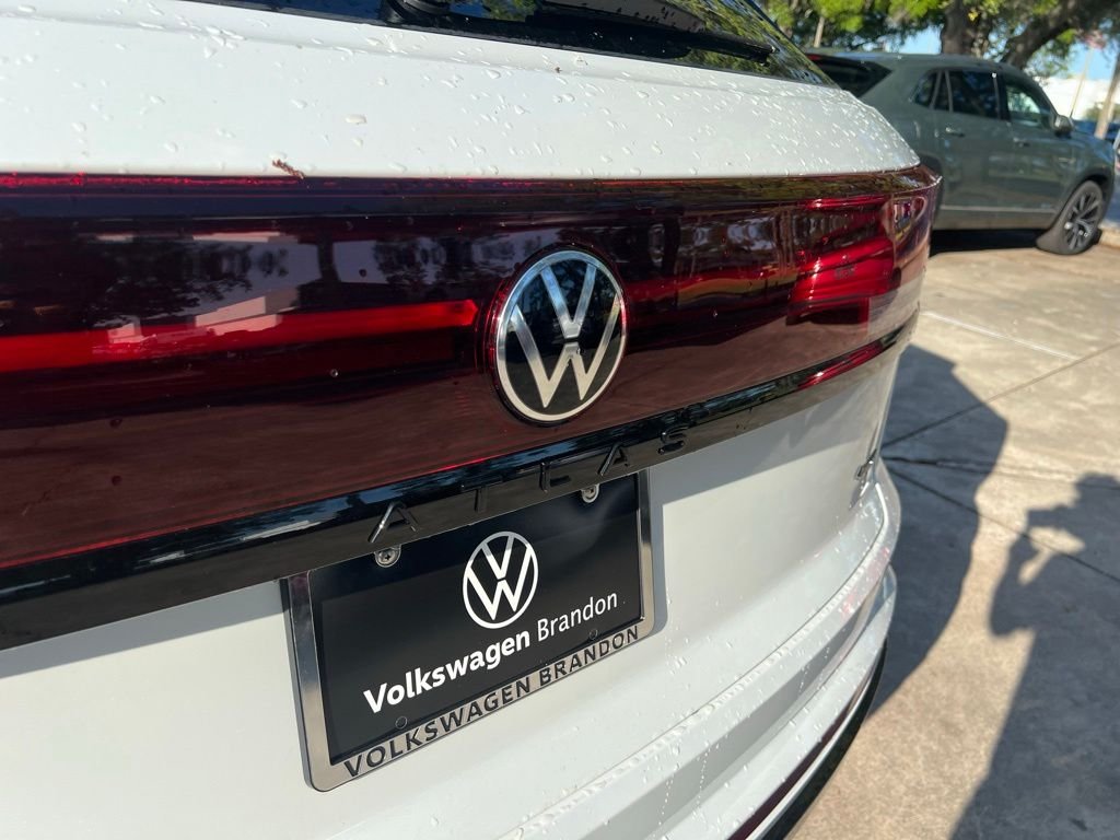 New 2026 White/off-white Volkswagen 2.0T SEL R-Line Black image 33