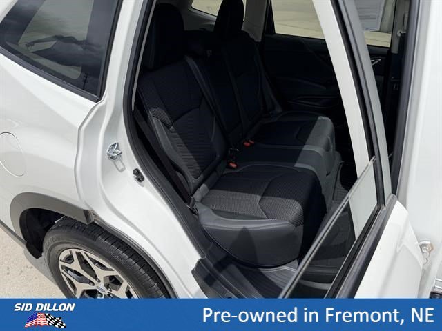 Used 2024 Crystal White Pearl Subaru Premium image 10