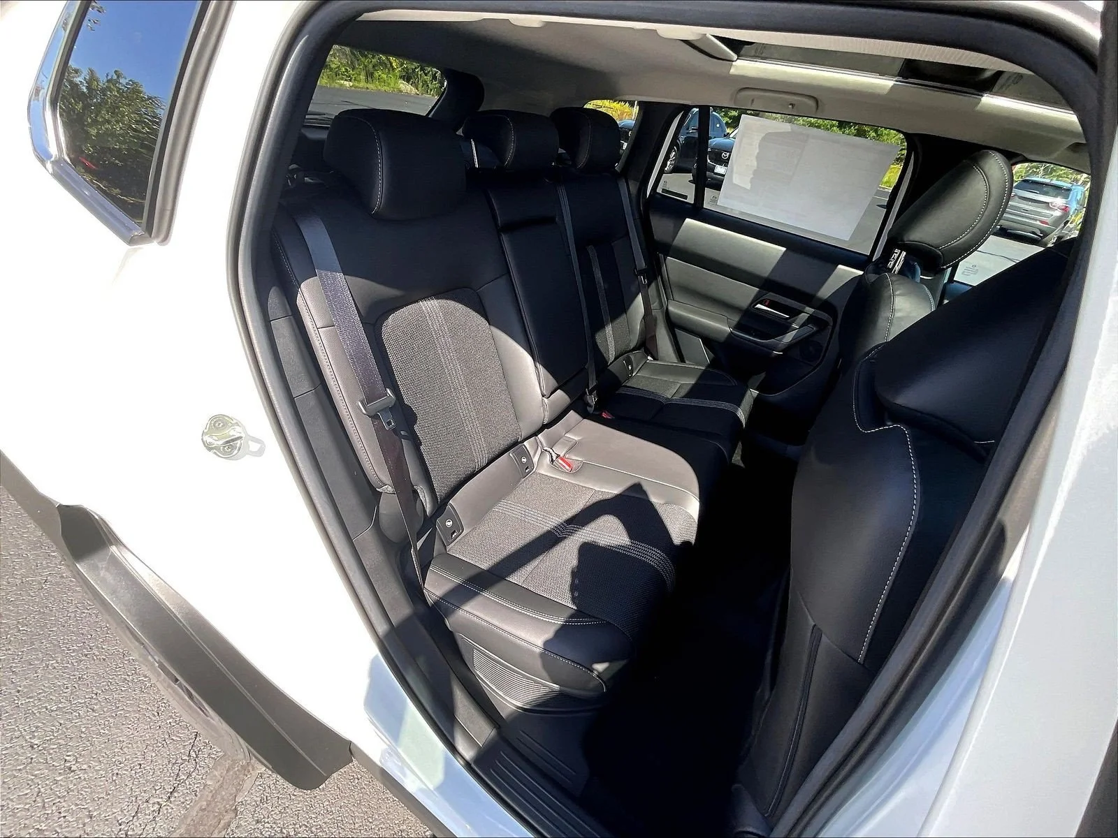 New 2026 Wind Chill Pearl Mazda Preferred image 23