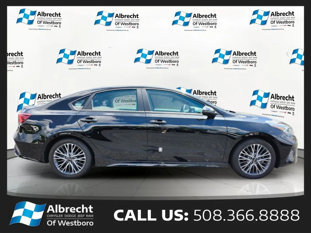 Used 2023 Black Kia GT-Line image 6