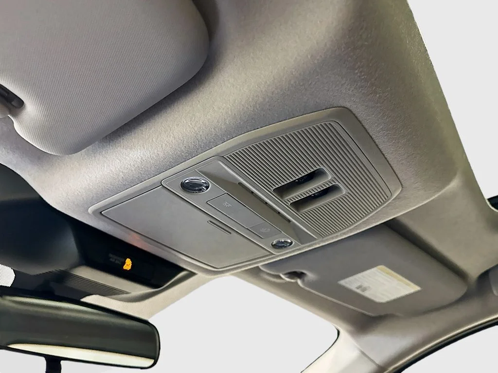 2025 Nissan Kicks SR AWD - Photo 37