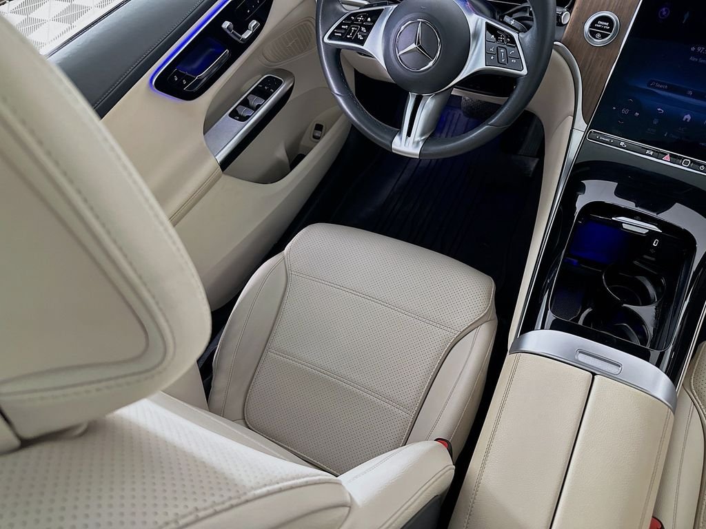Certified Used 2024 Black Mercedes-Benz GLC 300 image 22