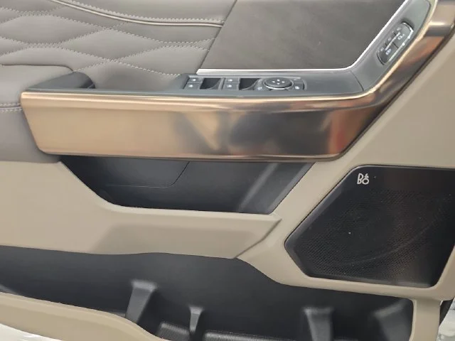 New 2026 Star White Metallic Tri-Coat Ford Platinum® image 44