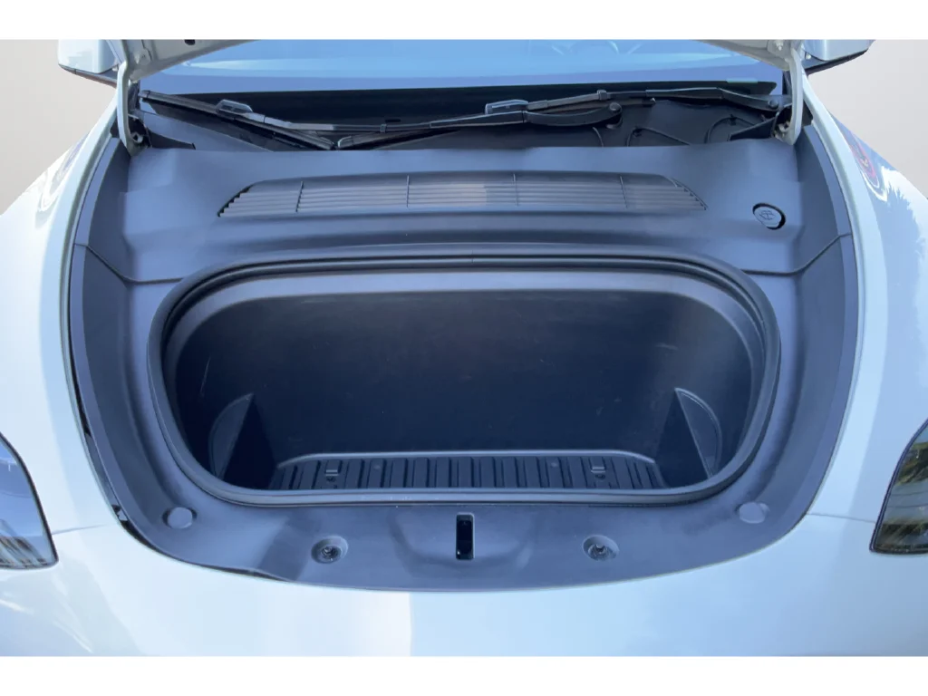 Used 2024 White Tesla Long Range image 24
