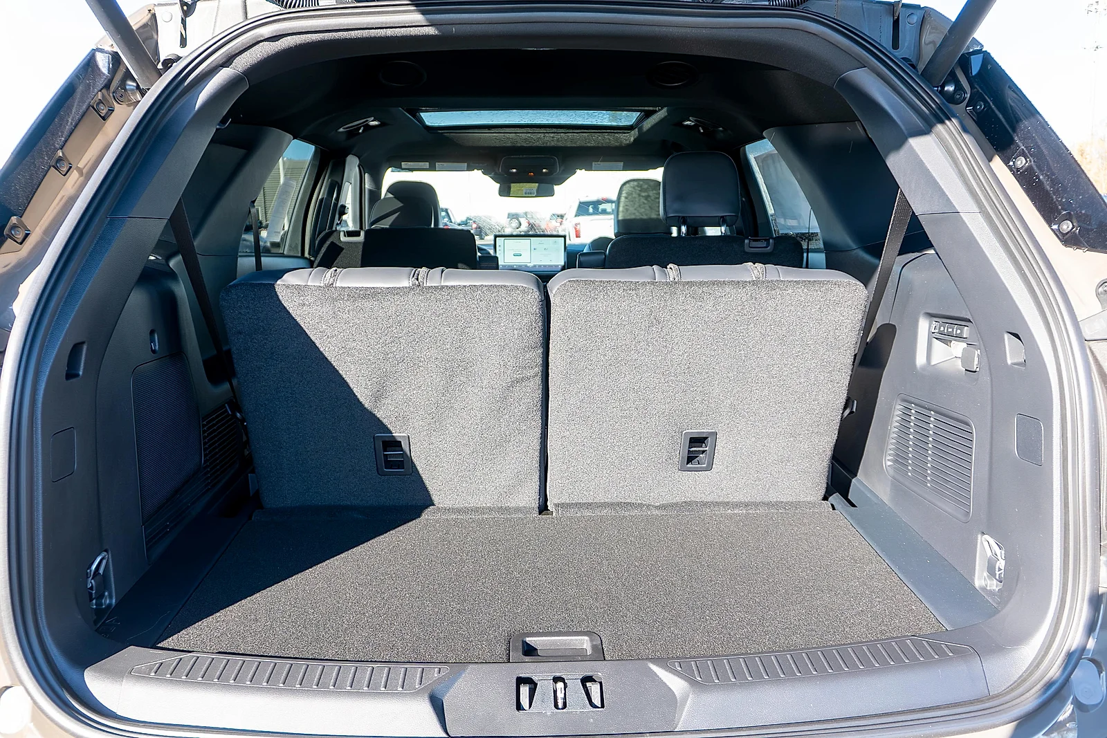 New 2027 Marsh Gray Ford Tremor® image 8