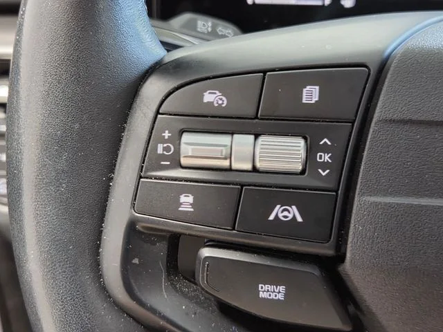 Used 2026 White Kia EX image 25