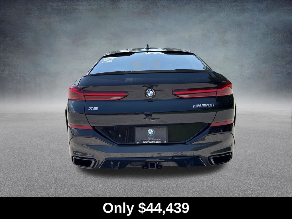 Used 2021 Black BMW M50i image 4